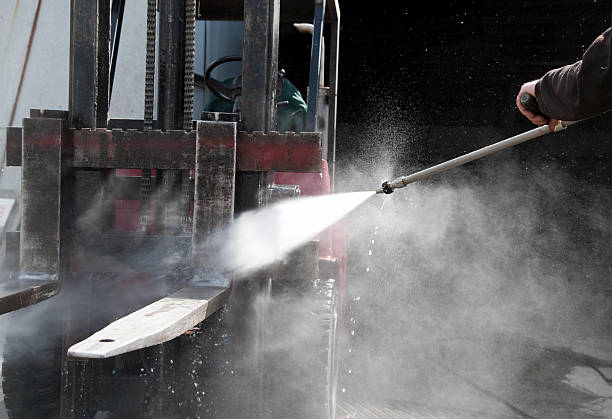 Professional Pressure Washing in Lake Mathews, CA